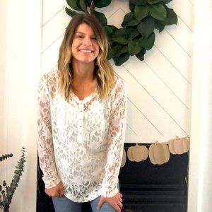 Lacey Ariat blouse 😍😍